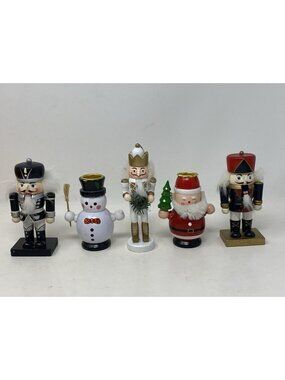 5 Wooden Christmas Figurines Nutcrackers + Santa And Snowman Candle Holders